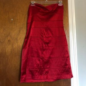 Stunning Red Dress! Size 9 😍